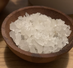 Mořská koupelová sůl s betakarotenem pro balneoterapii minerální 1,1 kg